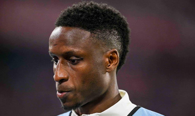 Le Bayern annonce une rupture des ligaments croisés pour Bouna Sarr