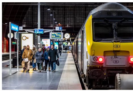 Le trafic ferroviaire adapté entre Malines et Anvers après l’incendie d’un poste d’aiguillage