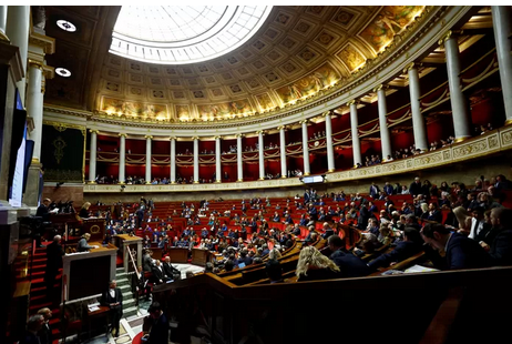 Accord sur la loi immigration en France, avec le soutien du Rassemblement national