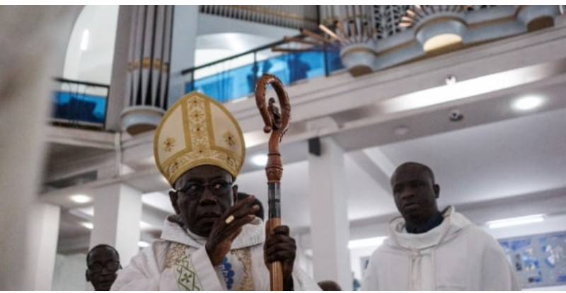 Cathédrale de Dakar : Le Cardinal Sarah, cité comme possible futur Pape, déplore une dénaturation du culte catholique