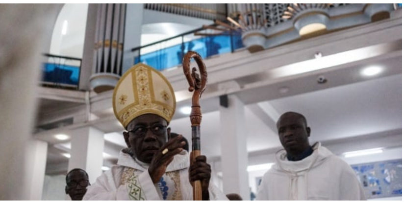 Cathédrale de Dakar : Le Cardinal Sarah, cité comme possible futur Pape, déplore une dénaturation du culte catholique