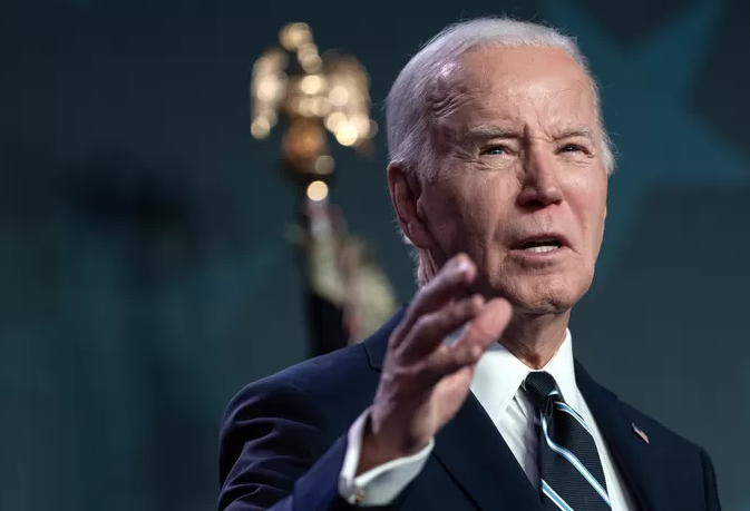 Biden mise sur TikTok pour faire campagne: pourquoi son choix fait polémique