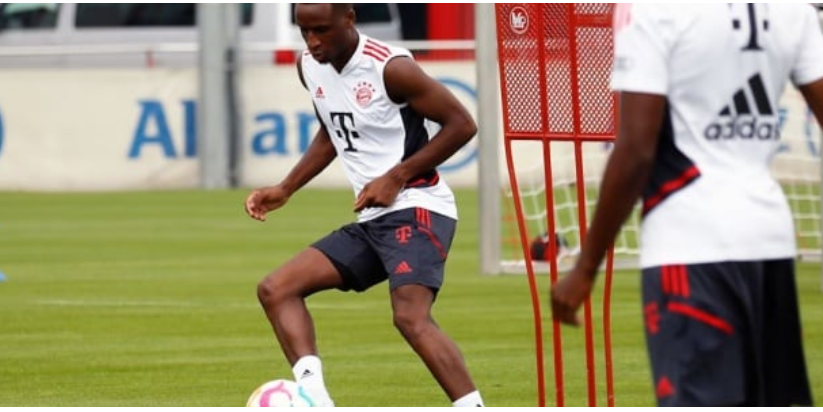 Bayern : Annoncé absent jusqu’en fin de saison, Bouna Sarr fait son retour à l’entraînement