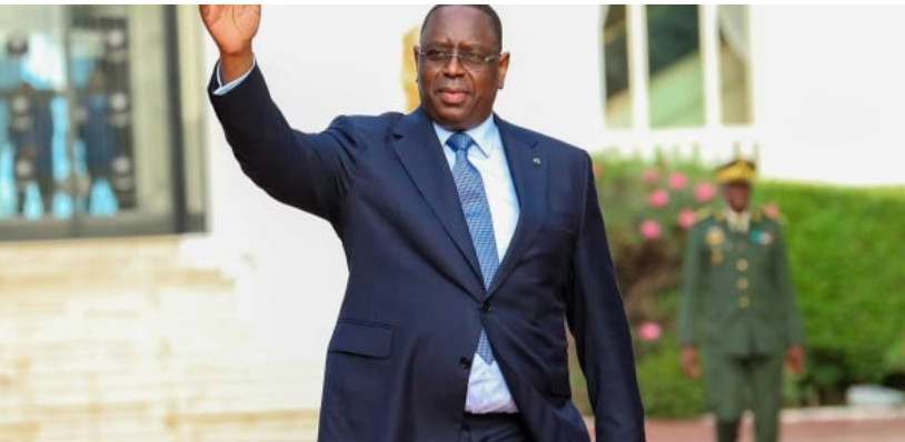 « Bonne mission pour la suite » : les adieux de Macky Sall aux gendarmes qui assurent sa sécurité