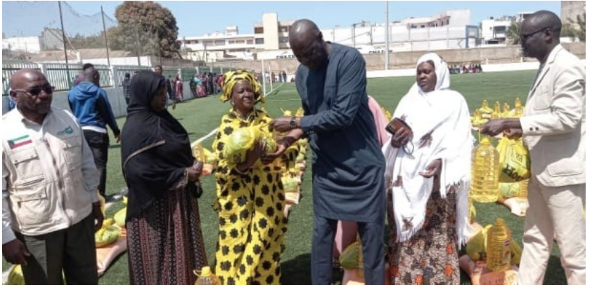 Solidarité Ramadan : Plus de 390 kits alimentaires remis à des familles défavorisées de Dakar