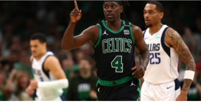 Finale NBA: Boston domine Dallas 106-99 et mène 3-0, à un succès du titre