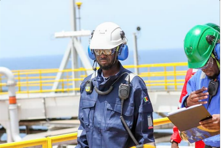 Pétrole sénégalais : La descente du Pr. Diomaye au niveau de la plateforme pétrolière