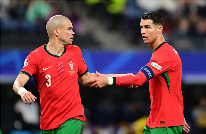 Ronaldo, 39 ans, et Pepe, 41 ans, pourraient prolonger