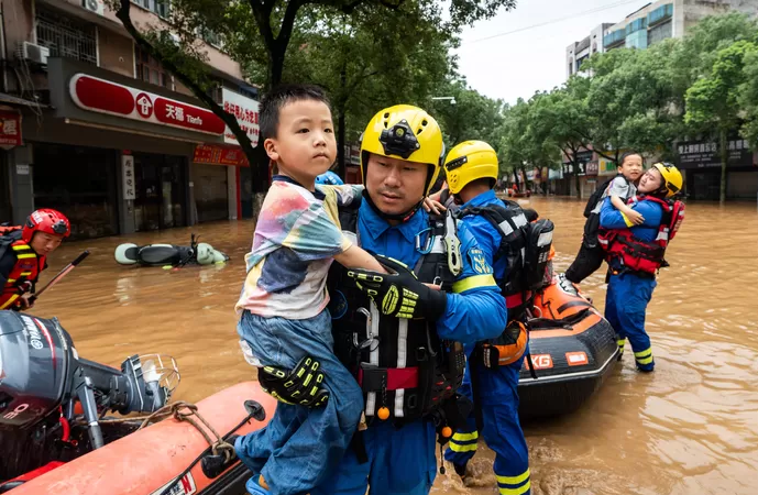 Plus de 240.000 personnes évacuées en Chine après des pluies torrentielles