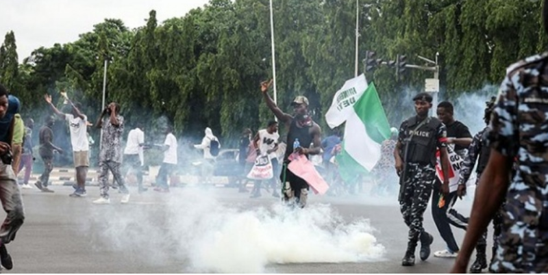 Nigeria: au moins 21 personnes tuées lors des manifestations contre la vie chère, selon Amnesty