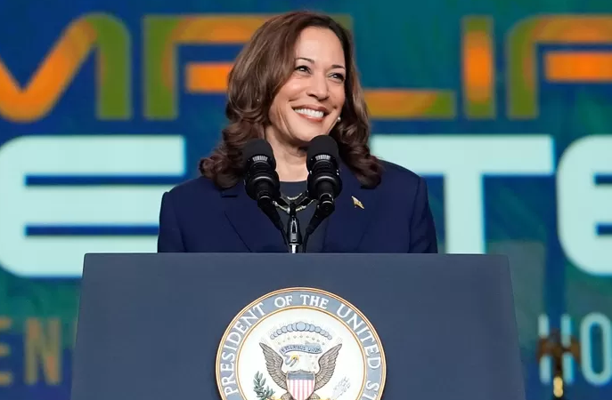 Les démocrates commencent à voter pour officialiser la candidature de Kamala Harris