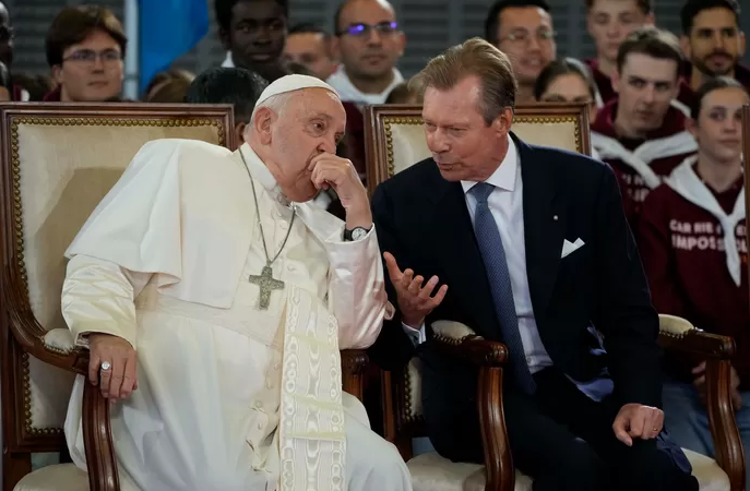 Le pape François en visite au Luxembourg avant de se rendre en Belgique