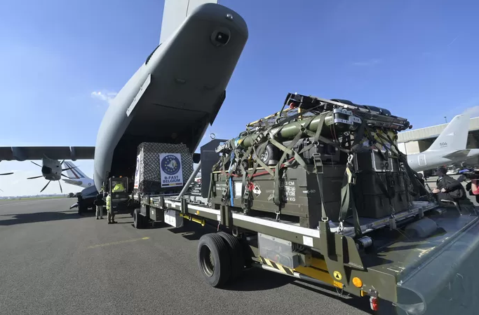 L’avion militaire belge qui doit se rendre au Liban a décollé, confirme la Défense