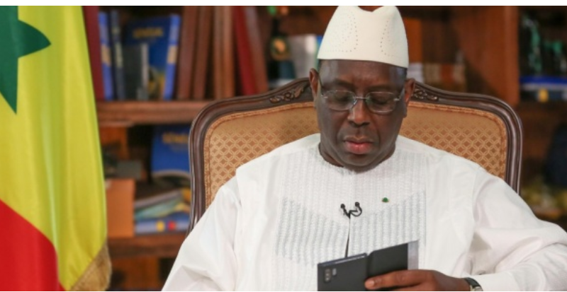 Macky Sall, un ancien président en télécampagne