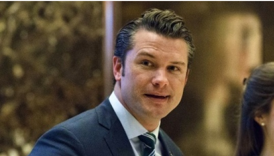 États-Unis: Donald Trump choisit le présentateur de Fox News Pete Hegseth comme ministre de la Défense