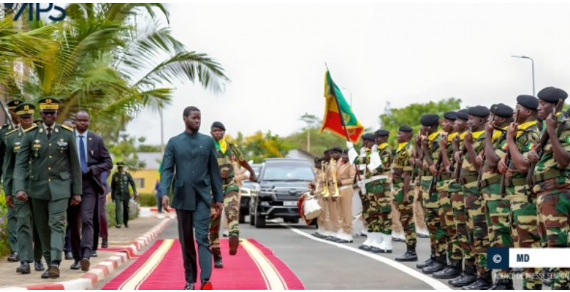 Journée des Forces armées : Le Président Diomaye renouvelle son engagement à intensifier les efforts de modernisation