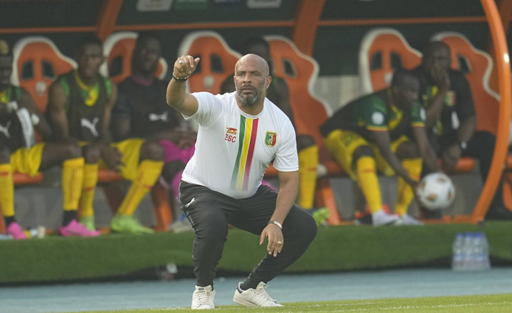 l’ex-coach du Mali, Eric Chelle, nommé sélectionneur Super Eagles