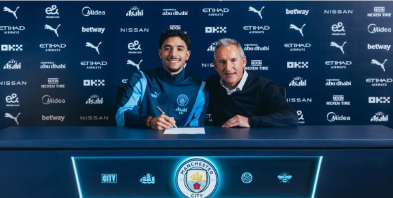 L’attaquant égyptien Omar Marmoush signe à Manchester City jusqu’en 2029