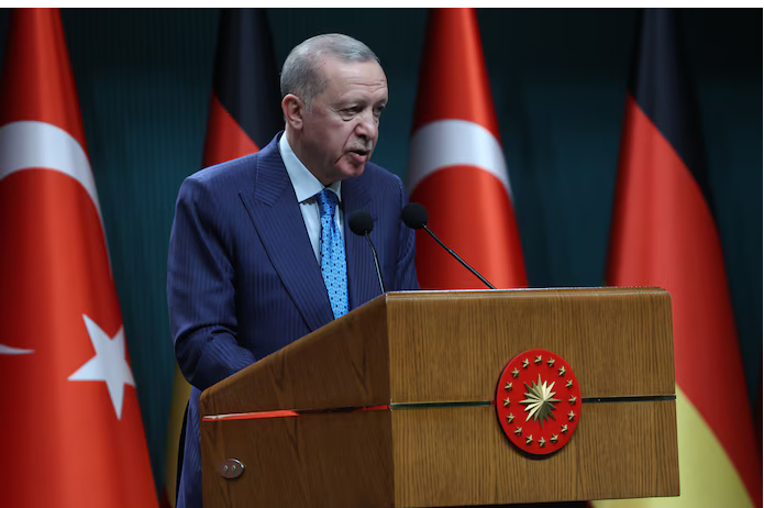 “Personne n’a le pouvoir” de déplacer les Palestiniens “hors de leur patrie éternelle”, dénonce Erdogan