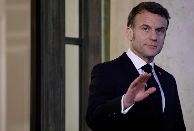 Macron dénonce des “tentatives russes de plus en plus désinhibées de déstabilisation” contre la Moldavie