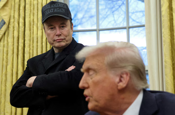 L’action Tesla en chute libre, Trump vole au secours d’Elon Musk